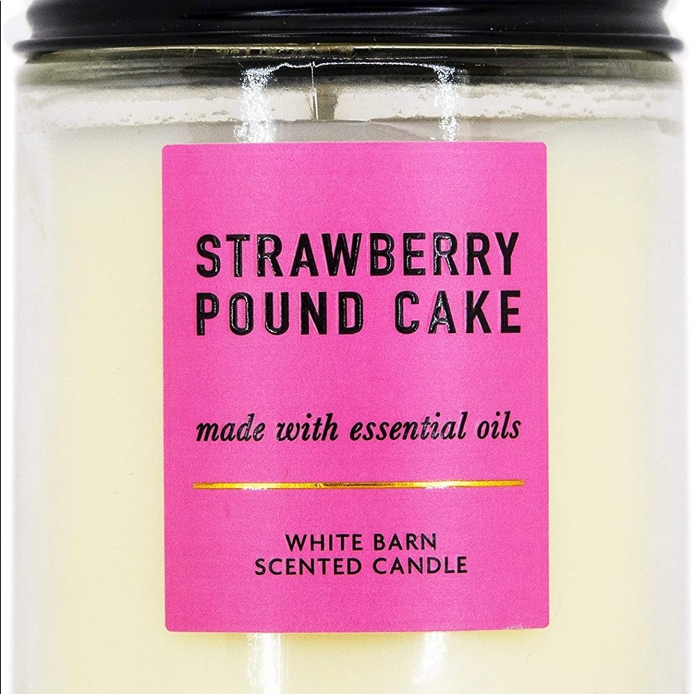 White Barn Candle